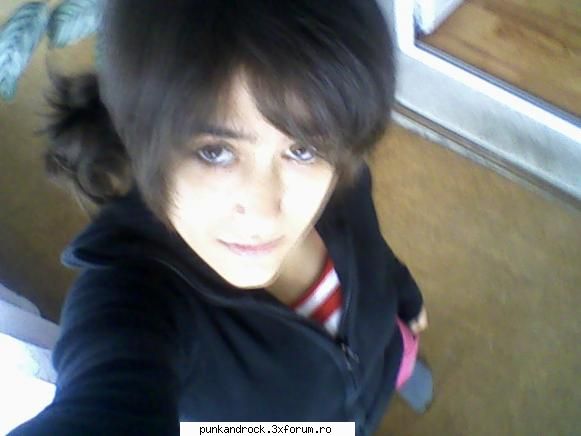 :rotfl:  :rotfl:  :d  =)  :) ce cred uni nu cred alti :hi: poze punk